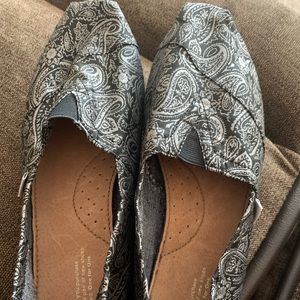 Toms Alpargata Paisley Slip-on black 9.5